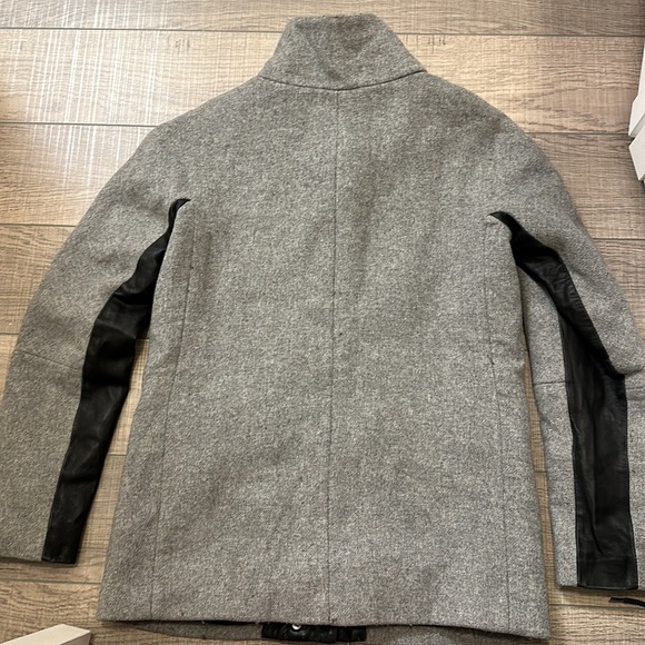 Danier wool jacket with leather trim - Picture 3 of 3